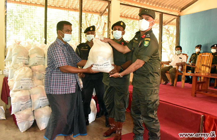 Joint Donor Group Goes to Mannar with Dry Ration Packs