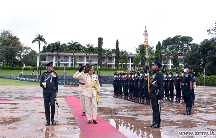 Maj Gen Kithsiri Liyanage, SLSR’s New Colonel of the Regiment Formally Begins Duties