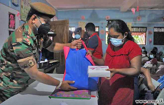4 SLNG Marks Its Anniversary Distributing Dry Ration Packs among Pregnant Women