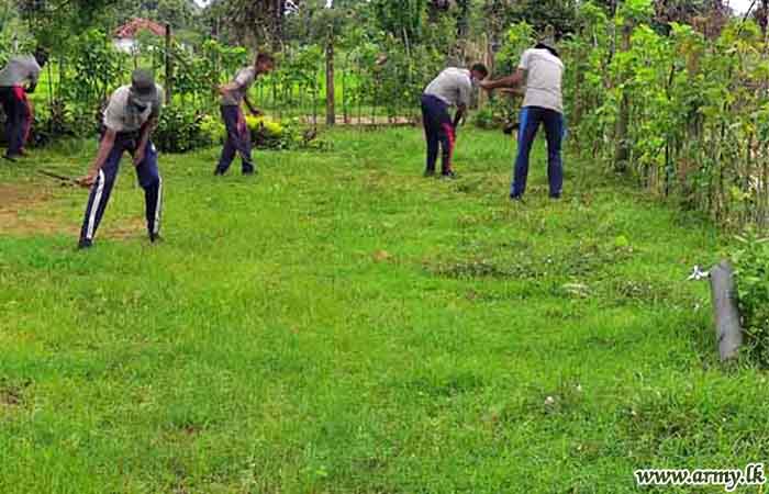 651 & 652 Brigade Troops Clean up Schools Prior to Opening