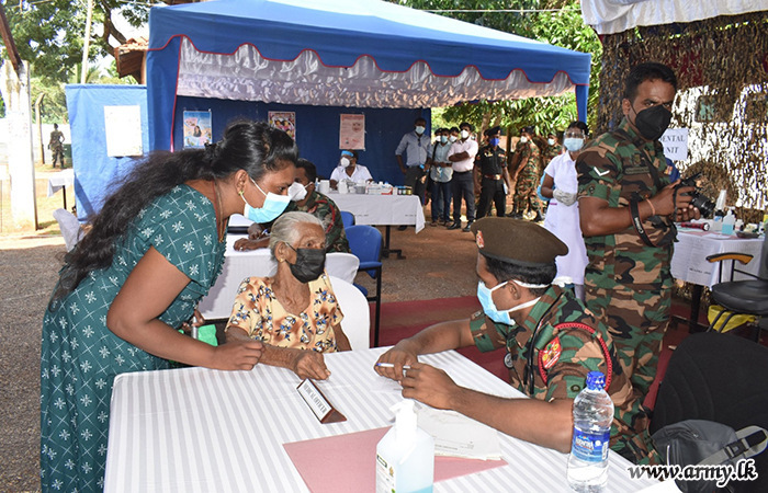 51 Division-Initiated Medical Camps Treat More Than 200 Jaffna Villagers