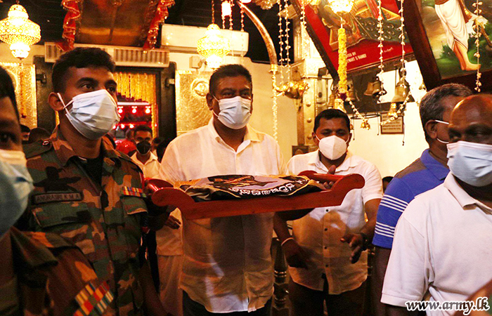 Religious Blessings on 1 Corps End at Kataragama