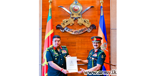 New Chief of Staff Receives Appointment Letter from Army Chief