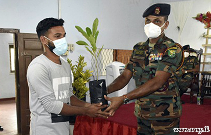 542 Brigade Troops Gift Cashew Saplings among Low-Income Groups  