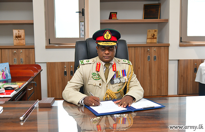 New Director General Infantry Takes Over Duties