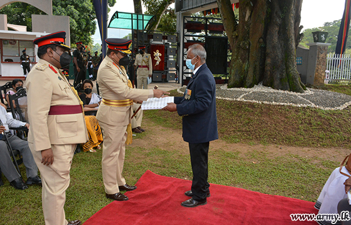 Guard Turnout Salutes SLEME Colonel Commandant on Their Anniversary Day 