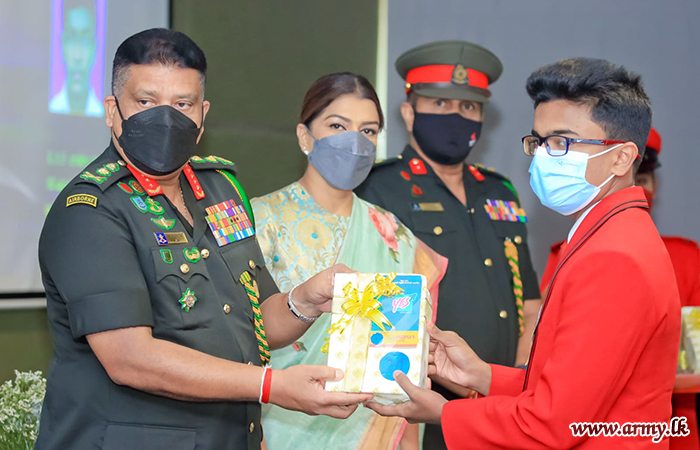 Student Achievers in Army Families Awarded ASVU Cash Deposits to Continue Their Studies 