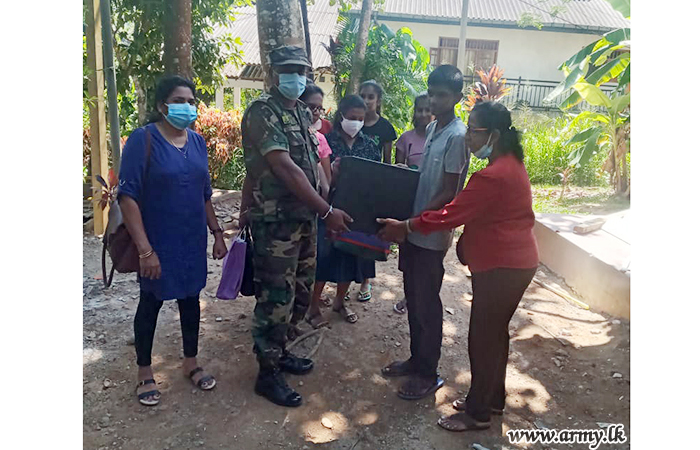 Army Coordination Gets Schol & Computer to Bright Student 