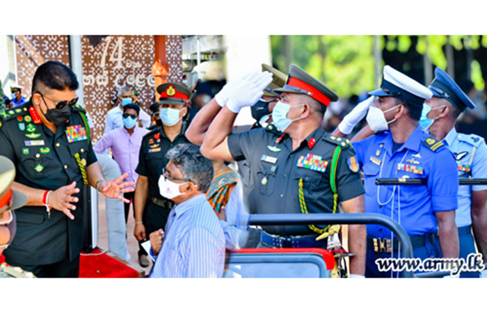 High-ranking Security Chiefs Review National Independence Day Rehearsals