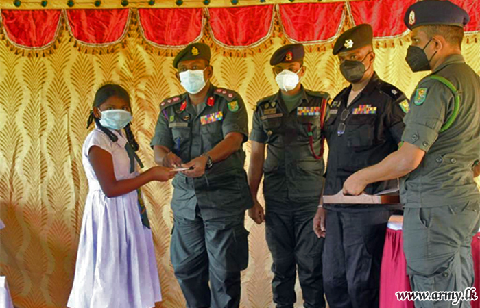 35 Students Receive School Accessories Thru Army Coordination