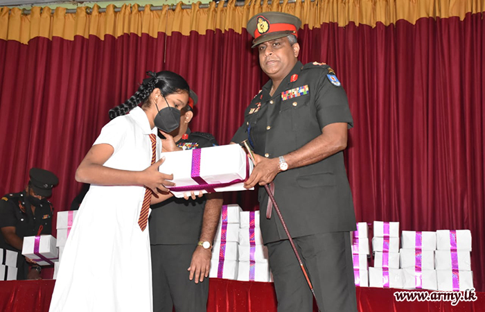 Army Coordination Gets Free School Shoes for 100 Students in 7 Schools