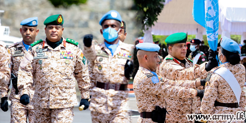 First Group of Women Soldiers, Bound for Lebanon's UNFIL Presents Salute to Army Chief at SLLI Regimental HQ