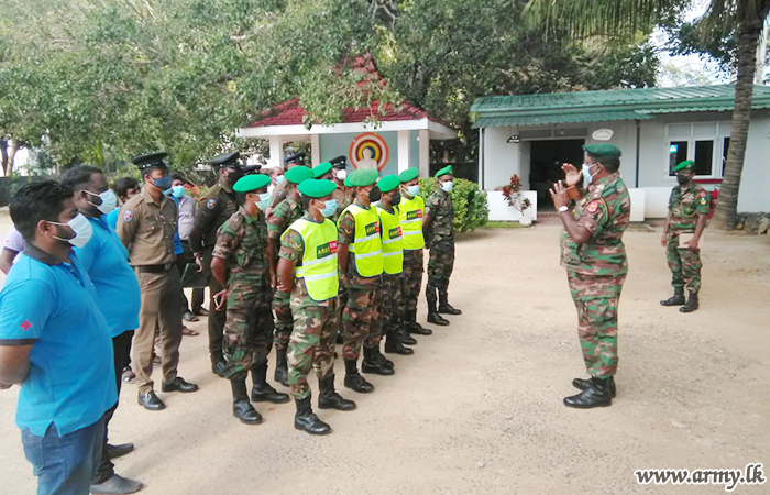 Troops Support Dengue Prevention in Jaffna