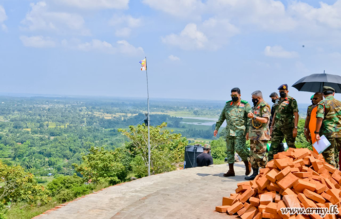 Commander Evaluates Galkanda Temple Pagoda Construction Work