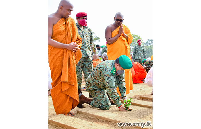 Commander among Invitees to Inaugurate ‘Pichchawane Pushpa Udyanaya’ in Anuradhapura