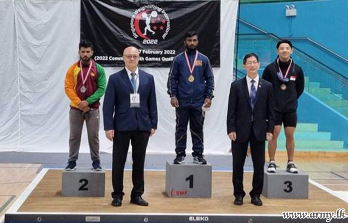 Army Weightlifters in Singapore Qualify for Commonwealth Games Carrying Gold & Bronze Medals