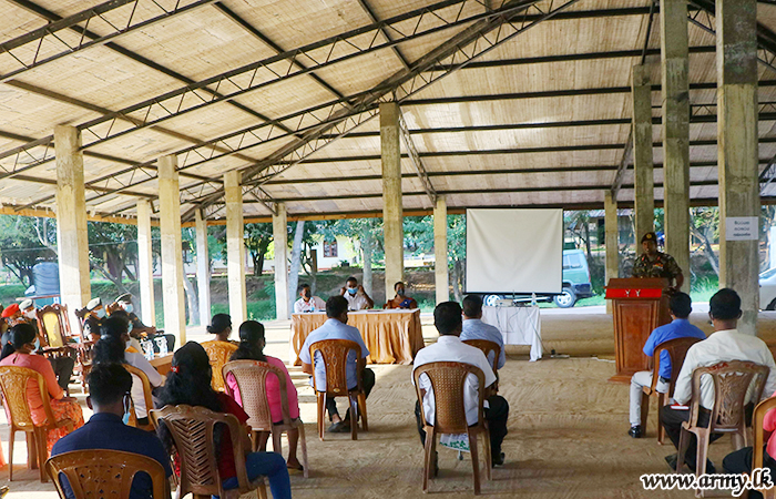 පොළොන්නරු දිස්ත්‍රික් ‘රණවිරු සංසදයේ’ මහසභා රැස්වීම මින්නේරිය පාබල පුහුණු මධ්‍යස්ථානයේදී පැවැත්වේ