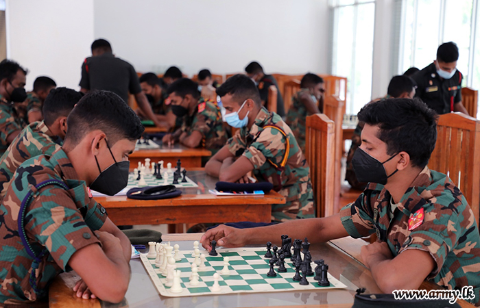 Chess Players at SFHQ-J Undergo Training