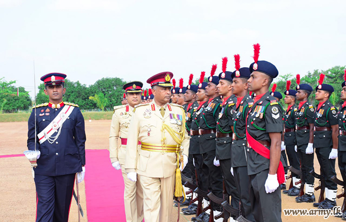 1 වන බලකායේ නව බලකාධිපතිතුමන් රාජකාරි අරඹයි