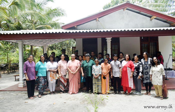 Past Girls at Musaeus College with Army Build One More House