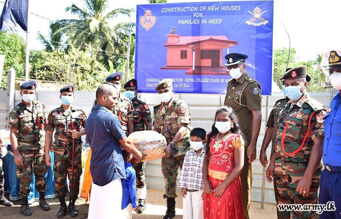 Jaffna Troops to Erect One More House for Ex-combatant & Family