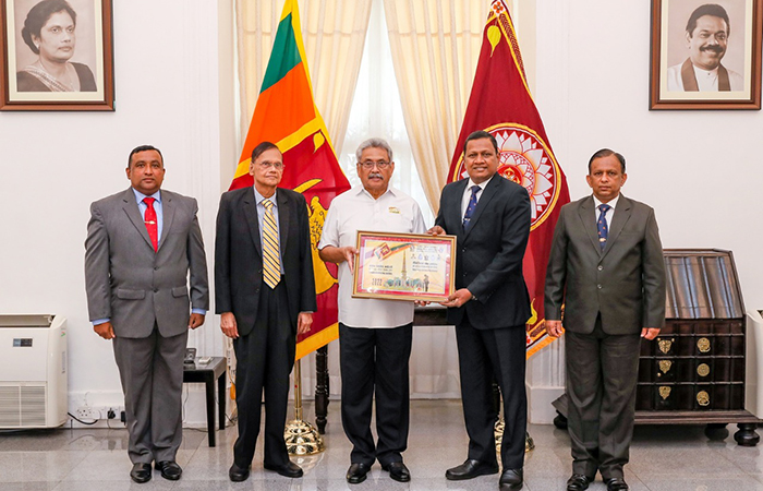 ‘ජාතික රණවිරු මාසයේ’ සමාරම්භය සනිටුහන් කරමින් රණවිරු සැමරුම් ආරම්භ කෙරේ