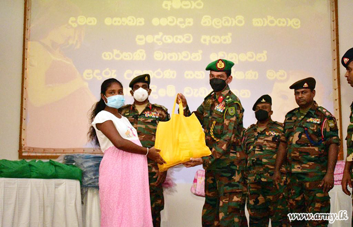 11 SLNG Troops with Sponsorship Donate Needs of Pregnant Women 