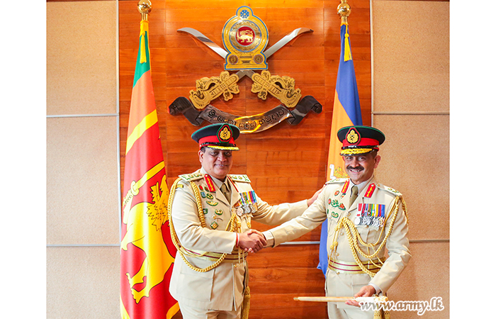 ‘Serapendia’, Symbolically Transfers Command Authority to New Army Chief
