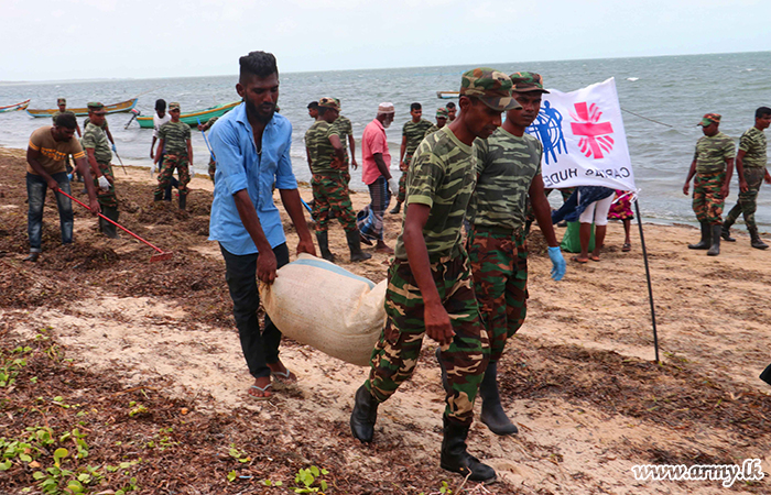 Jaffna Troops Contribute to ‘Clean and Green’ Campaign on World Environment Day