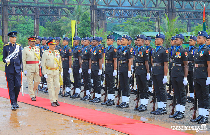 Retiring SLAVF Dy Comdt  Honoured at SLAVF HQ