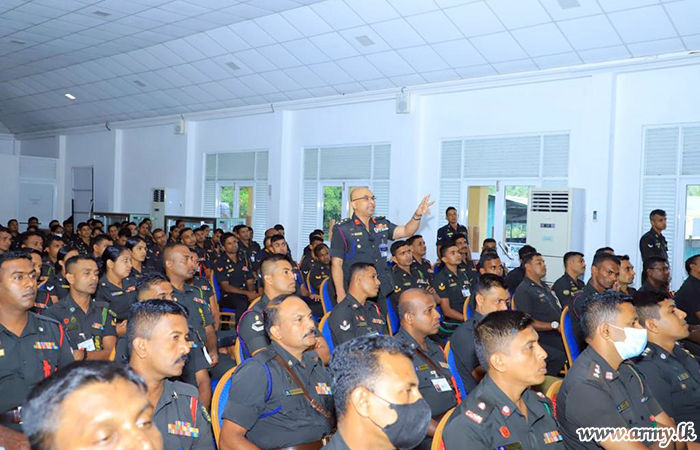 SLAVF Troops Learn More about ‘Media & Army’ from Army Spokesman