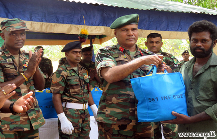 ආර්ථික දුෂ්කරතා මධ්‍යයේ දිවිගෙවන පවුල් වෙත මූල්‍ය පරිත්‍යාග