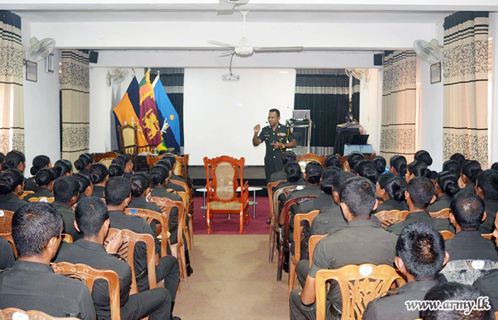 Lecture Educates Signallers at Buwelikada School