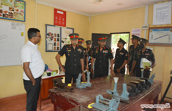 பயிற்சி பணிப்பகத்தின் பணிப்பாளர், இராணுவ தொழிற்பயிற்சி மைய அதிகாரிகள் சந்திப்பு