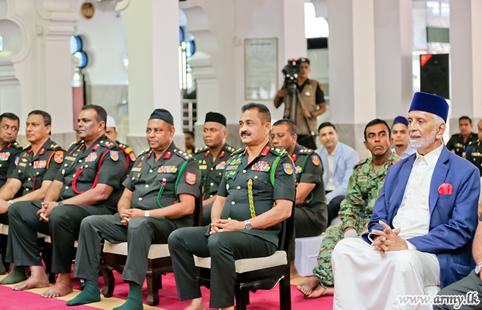 Colpetty Jumma Mosque Holding ‘Qirath’ Prayers Invokes Blessings on 73rd Army Anniversary