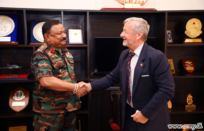 Swiss Delegation in Jaffna Receives Updates from Jaffna Commander