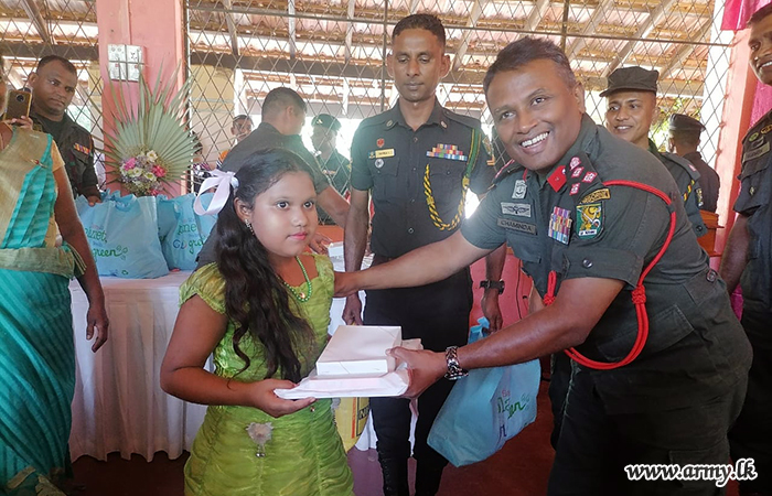 Students in Rural Schools Get Relief Packs Thru 211 Brigade HQ 