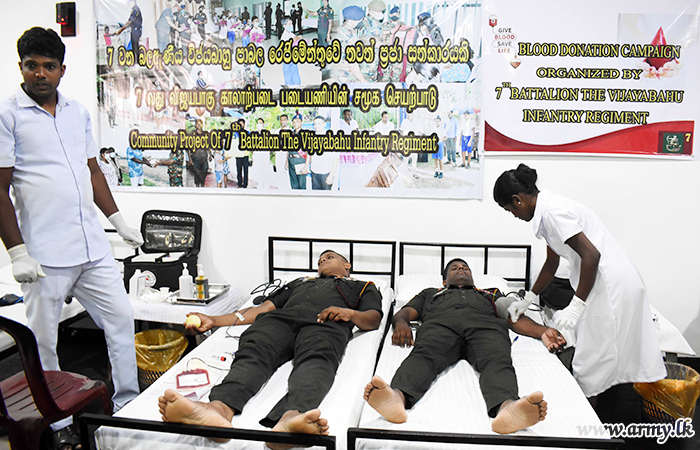 100 Troops Give Blood to Jaffna Patients to Mark 7 VIR’s 30th Anniversary