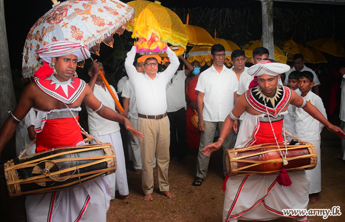 ආරක්‍ෂක සේනා මූලස්ථානය - නැගෙනහිර භටපිරිස්හී සහයෙන් වැලිකන්ද කඩවත්මඩුව පුරාණ විහාරස්ථානයේ වාර්ෂික කඨින පිංකම පැවැත්වේ