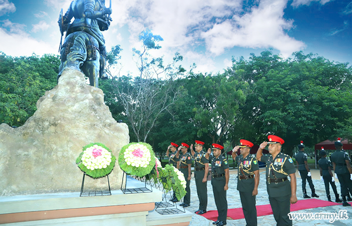 Armoured Corps Commemorates their Fallen War Heroes