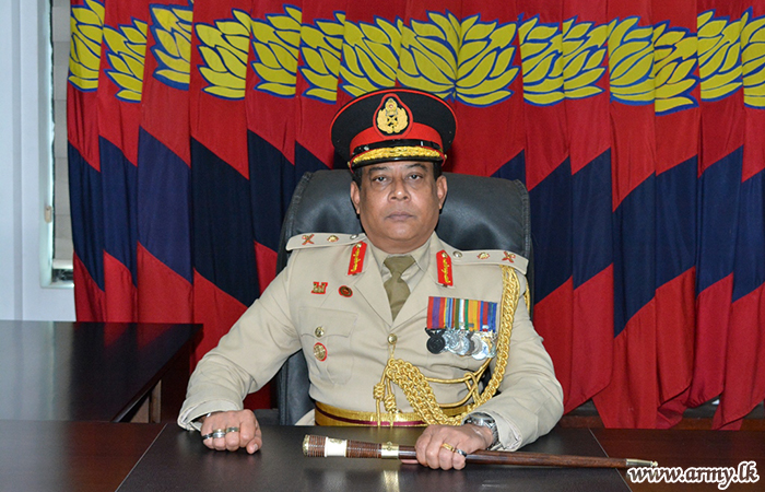 SLE New Colonel Commandant Assumes Office