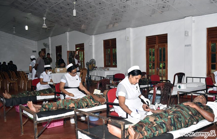 64 Division Gives Blood to A'pura Patients on Anniversary Day