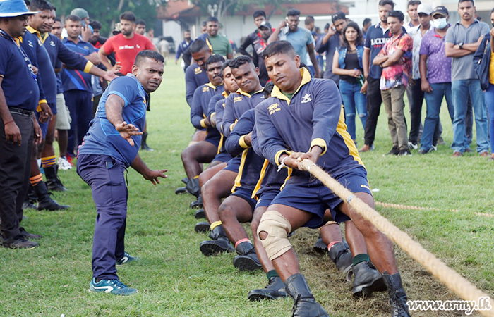 17 වැනි ශ්‍රී ලංකා කඹ ඇදීමේ ශූරතාවලියේ සියලුම ජයග්‍රහණ හිමිකර ගනිමින් යුද්ධ හමුදා ක්‍රීඩක ක්‍රීඩිකාවන් සිය දස්කම් දක්වයි 