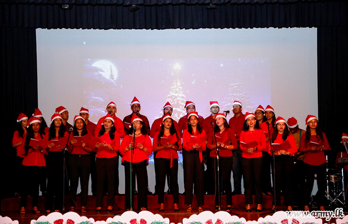 Colombo Army Hospital Brings Festive Sentiments into It 