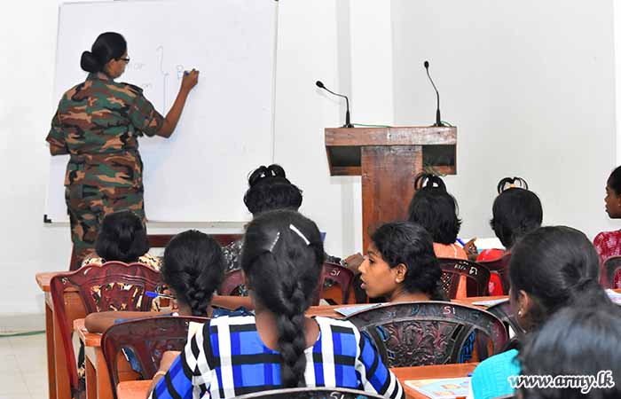 51 Infantry Div launches English Teaching Programme
