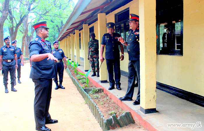 SLE Colonel Commandant Calls at School of Military Engineering & Engineer Brigade