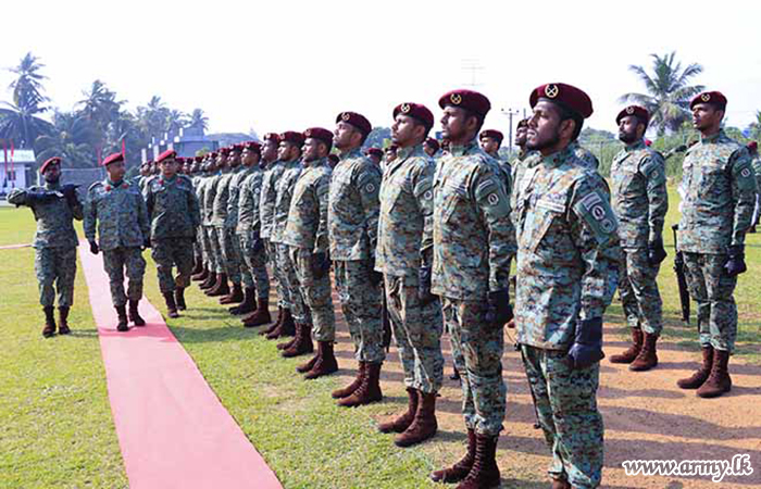 Commandos Salute Retiring Colonel of the Regiment