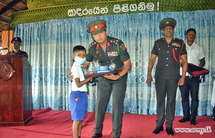 141 Infantry Brigade Coordinates Donation of School Accessories to Deserving Students