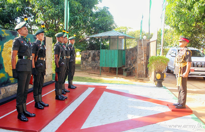 SLSR Colonel of the Regiment Begins his Unit Visits