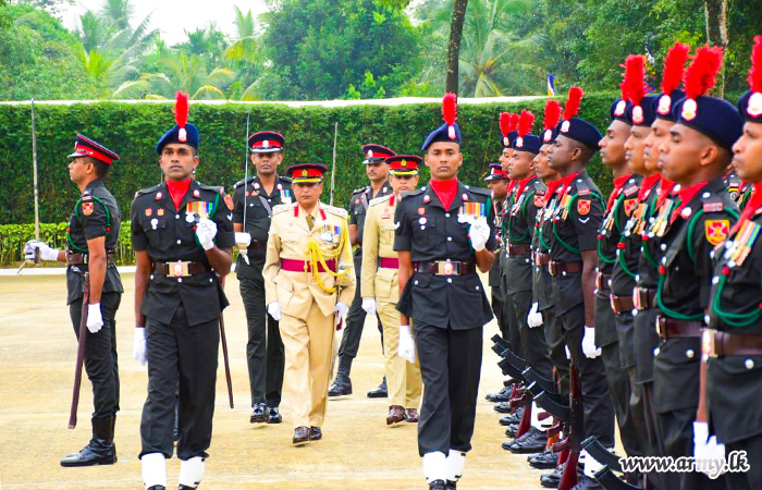 ஓய்வுபெறும் சிரேஷ்ட பிரிகேடியருக்கு கெமுனு ஹேவா படையணினரால் பிரியவிடை